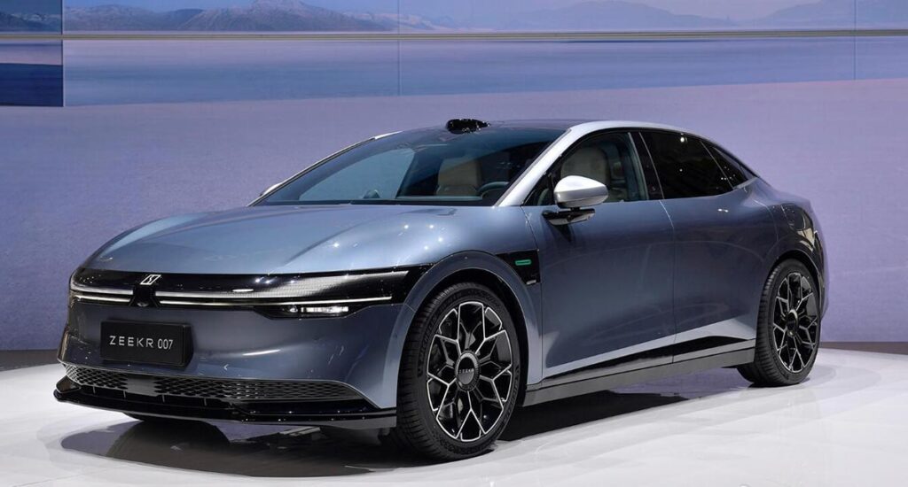 Zeekr says its 007 sedan gets over 25,000 pre-orders in 9 days